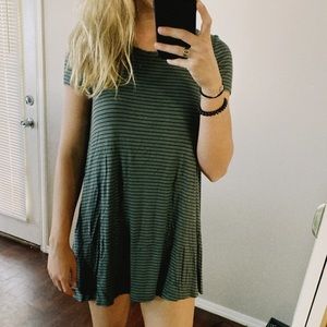Green & black Tshirt dress